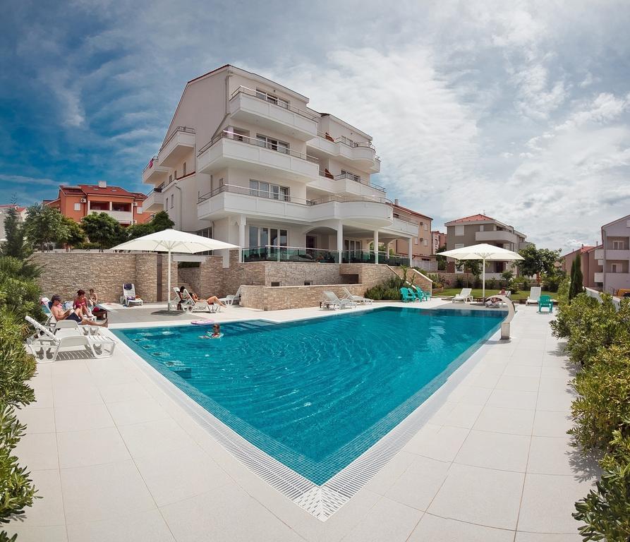 Hotel House Novalia Novalja Exterior foto