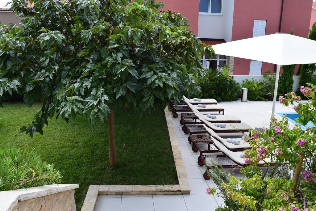 Hotel House Novalia Novalja Exterior foto